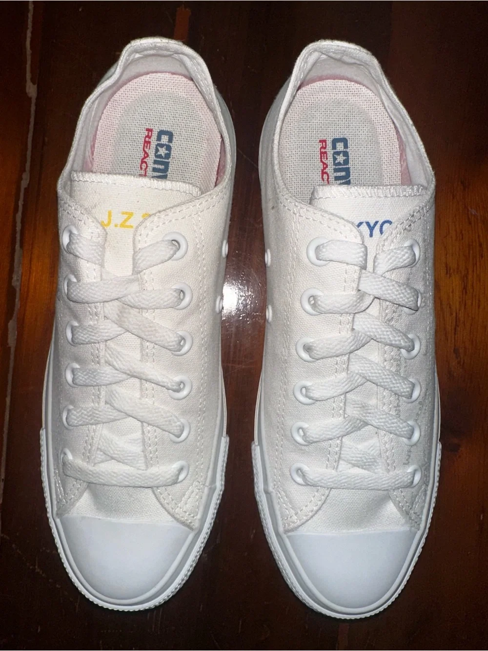 Converse White Low-Top Canvas Sneakers - Picture 7 of 9